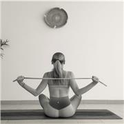 Instructora certificada de Yoga. Imparto clases de hatha yoga, meditación y relajación. También diseñó clases personalizadas